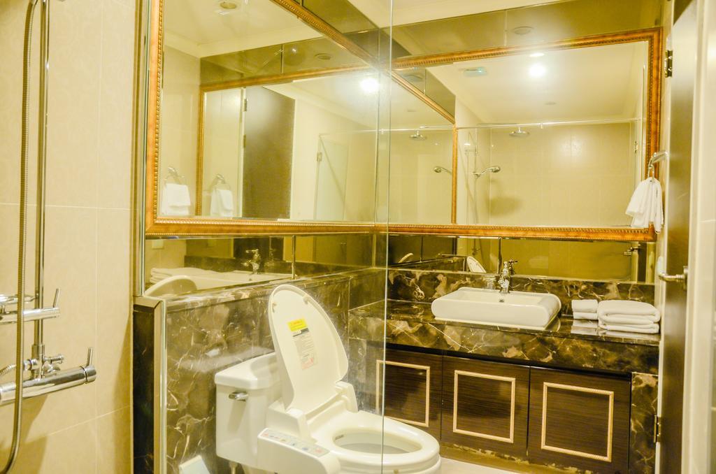 Cantavil Hoan Cau Aparthotel Ho Chi Minh City Room photo
